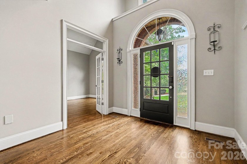 Experience luxury living in the highly sought-after Firethorne - photo 5