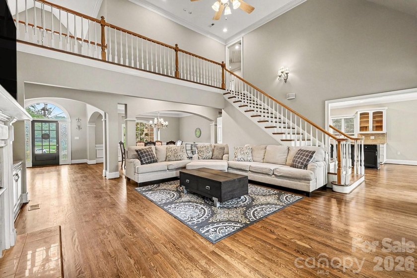 Experience luxury living in the highly sought-after Firethorne - photo 8