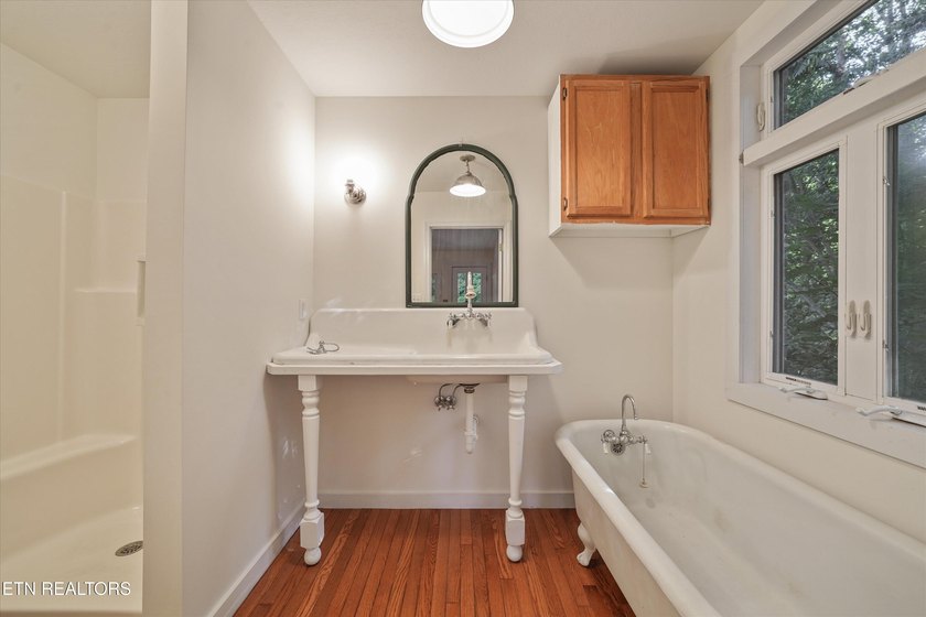 This one checks all the boxes, one level living, move-in ready - photo 22