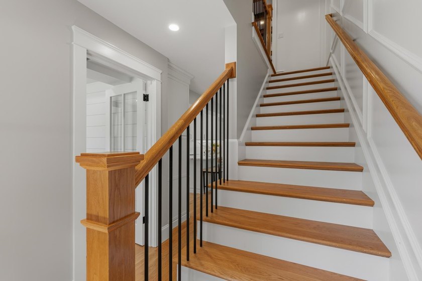 Steeped in Portsmouth history yet reimagined for modern living - photo 17