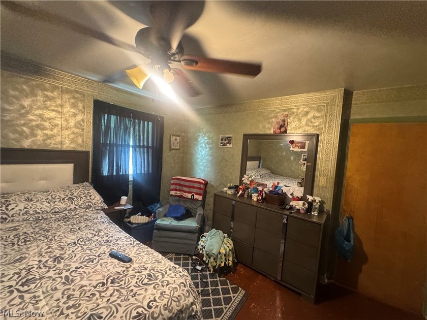Investor opportunity in the heart of Euclid! This - photo 24