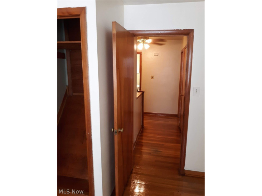 Investor opportunity in the heart of Euclid! This - photo 33