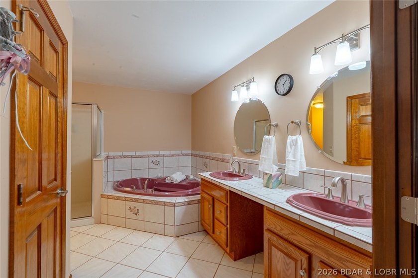 Luxury lake living meets exceptional value in sought-after Bogue - photo 43