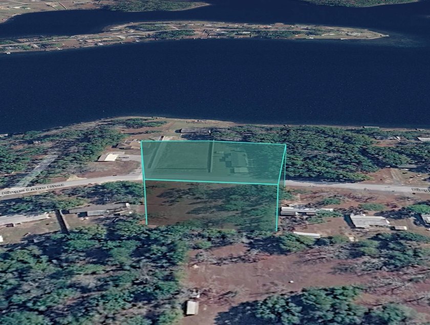 Build or place your home on this 0.66 acre vacant Lots located - photo 4