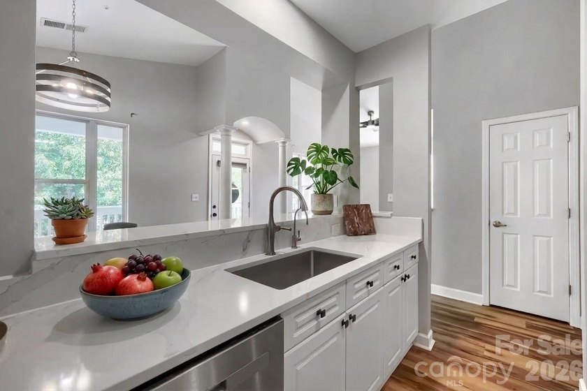 Penthouse Condo with Elevator Access in Davidson! Experience - photo 3