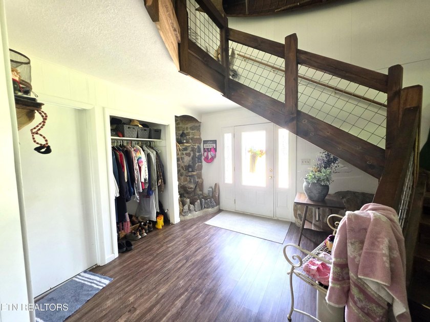 Discover this beautiful 3 bedroom, 2.5 bathroom LAKEFRONT home - photo 11