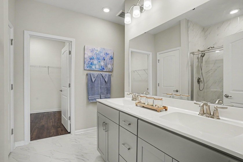 Welcome to this meticulously maintained 3-bedroom, 2-bathroom - photo 14