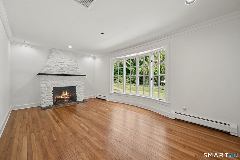 Revive a bygone era in this enchanting circa 1924 estate - photo 9