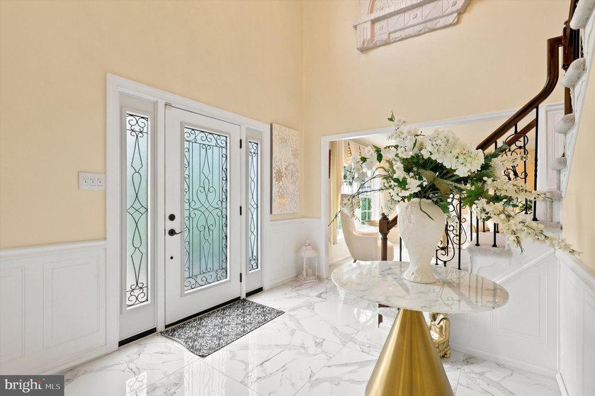 Luxury, Versatility &amp; Exceptional Value - Now Offered at $1,025 - photo 3