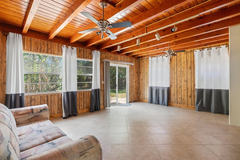 This inviting 2-bedroom, 2-bath Lakewood Park home blends - photo 15