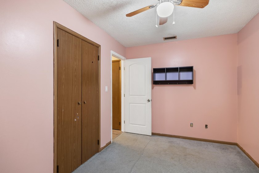 This inviting 2-bedroom, 2-bath Lakewood Park home blends - photo 21