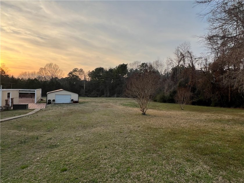 Looking for Country Living at its best? Then look no further - photo 27