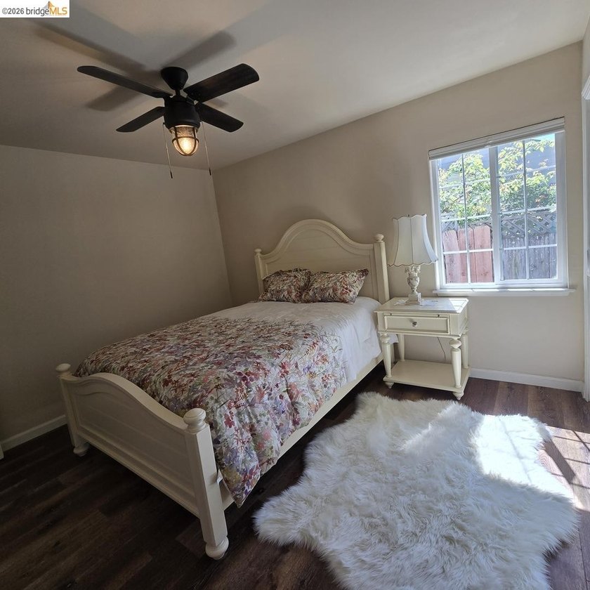 Rare Sun Valley opportunity on a level 8,480 sq. ft. lot - photo 16