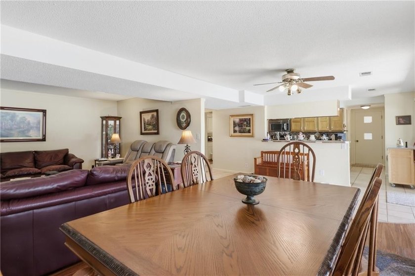 Experience the ultimate Lake of the Ozarks lifestyle at this - photo 15