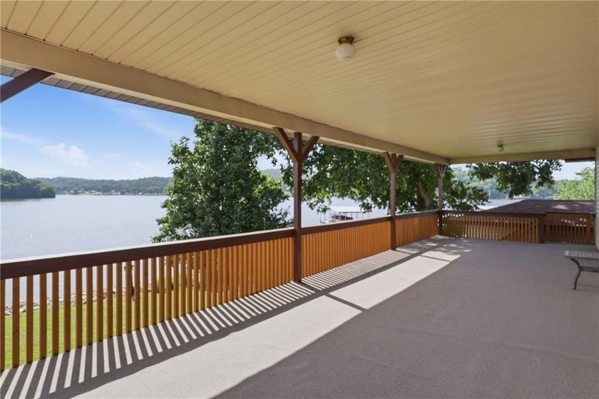 Experience the ultimate Lake of the Ozarks lifestyle at this - photo 23