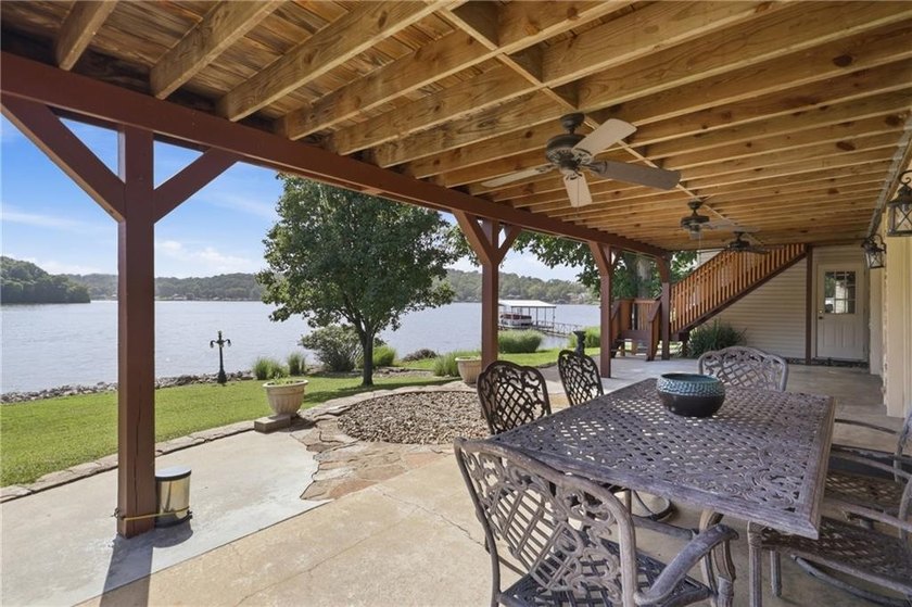 Experience the ultimate Lake of the Ozarks lifestyle at this - photo 31