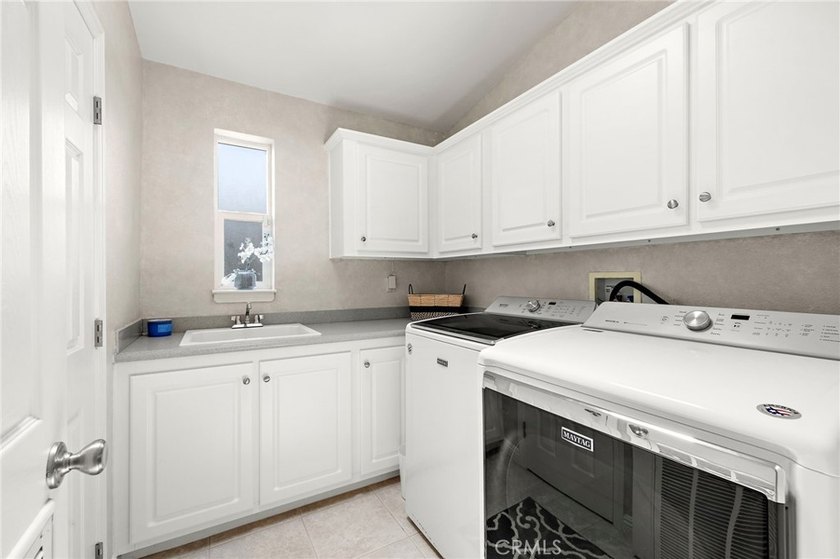 1880 N El Camino Real 16 - photo 37