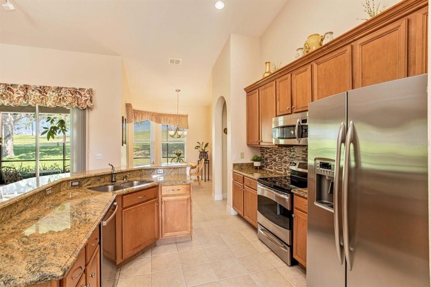 ***PREMIER GOLF FRONT HOME***SUNSET VIEWS! Welcome to this - photo 15