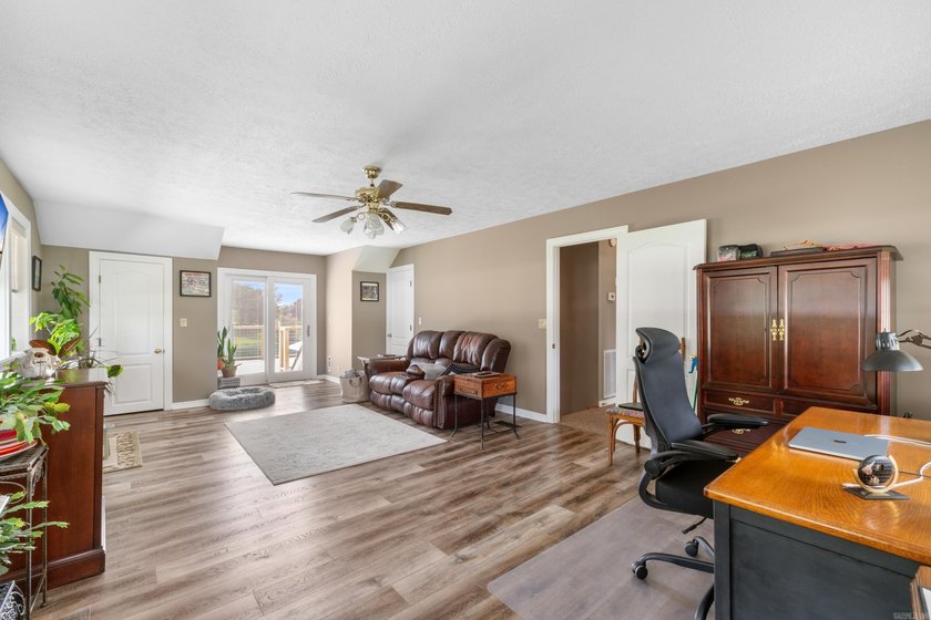 Experience the perfect blend of privacy, beauty, and convenience - photo 22