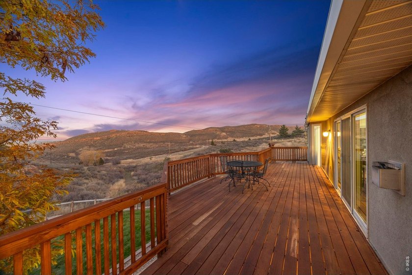Wake up to breathtaking sunrises and watch multiple fireworks - photo 33
