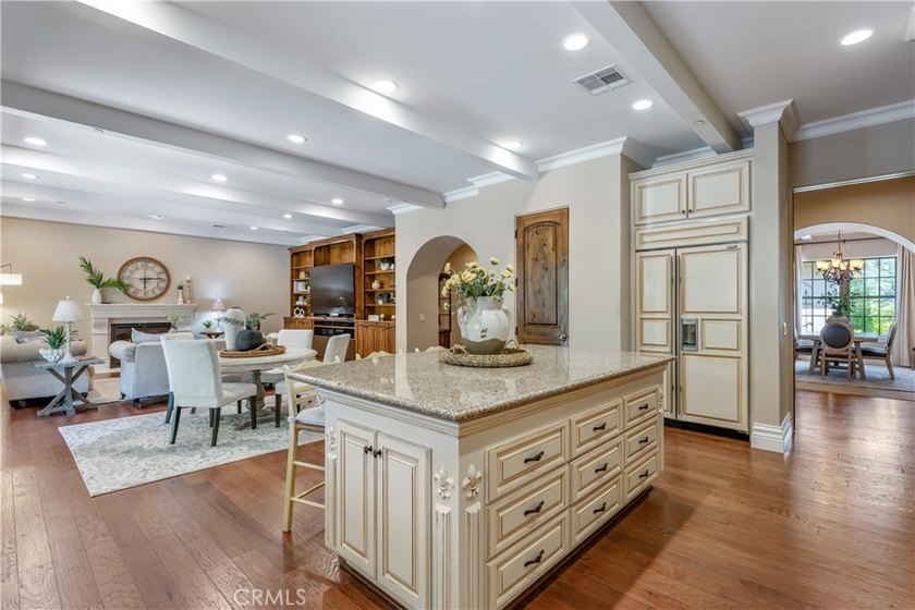 Welcome to 22121 Lynx Court, a custom-built single-story estate - photo 18