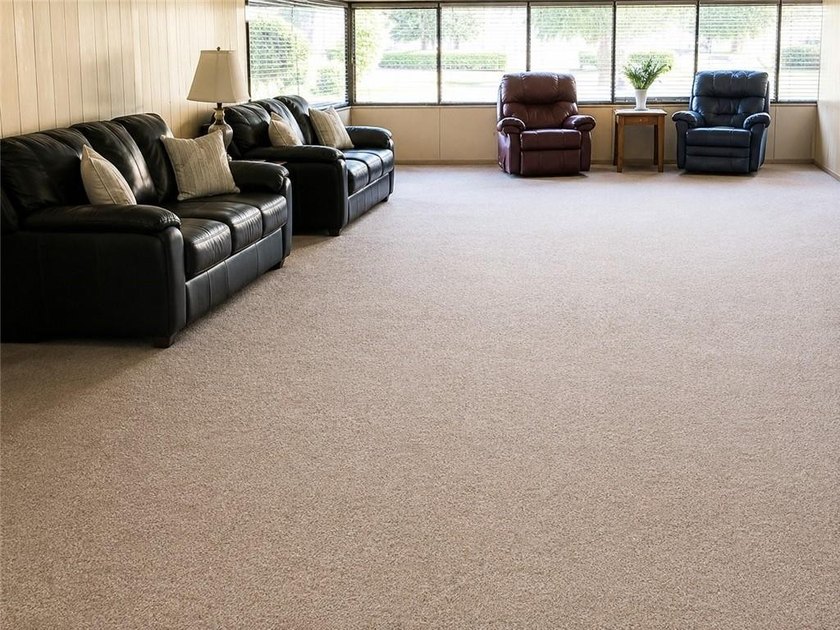 Imagine coming home to this beautifully maintained and updated - photo 18