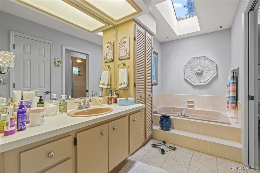 Welcome to 4 Ipomoea Court in beautiful Sugarmill Woods! This - photo 24