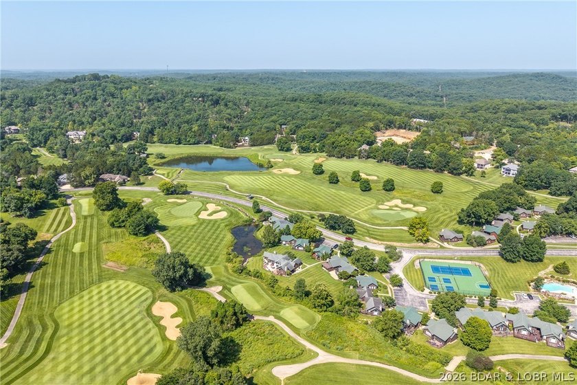Stunning Cottage Overlooking the 16th Fairway! From peaceful - photo 49