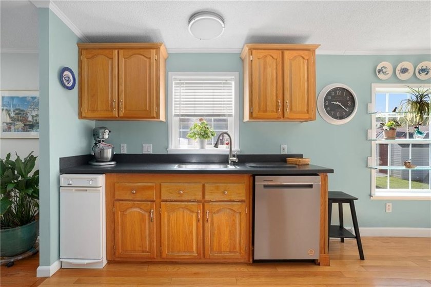 **55+ COMMUNITY! ALL OCCUPANTS MUST BE 55 OR OLDER** Welcome to - photo 17