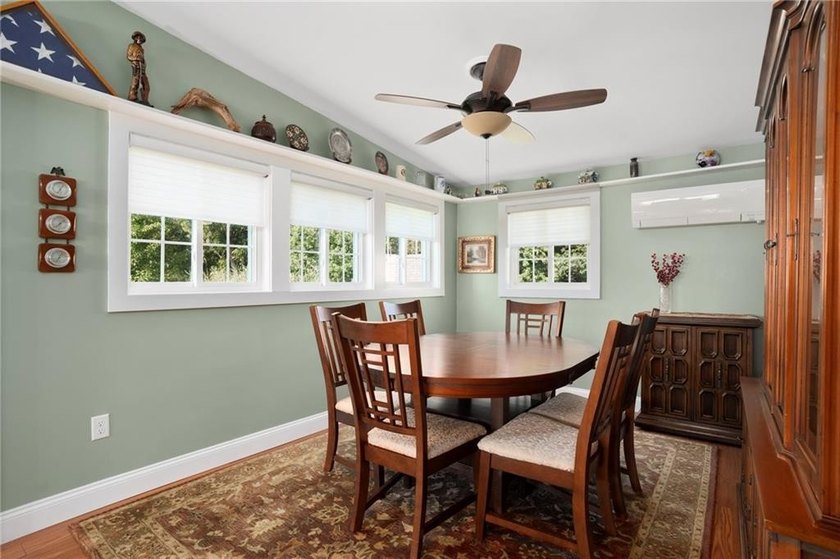 **55+ COMMUNITY! ALL OCCUPANTS MUST BE 55 OR OLDER** Welcome to - photo 20