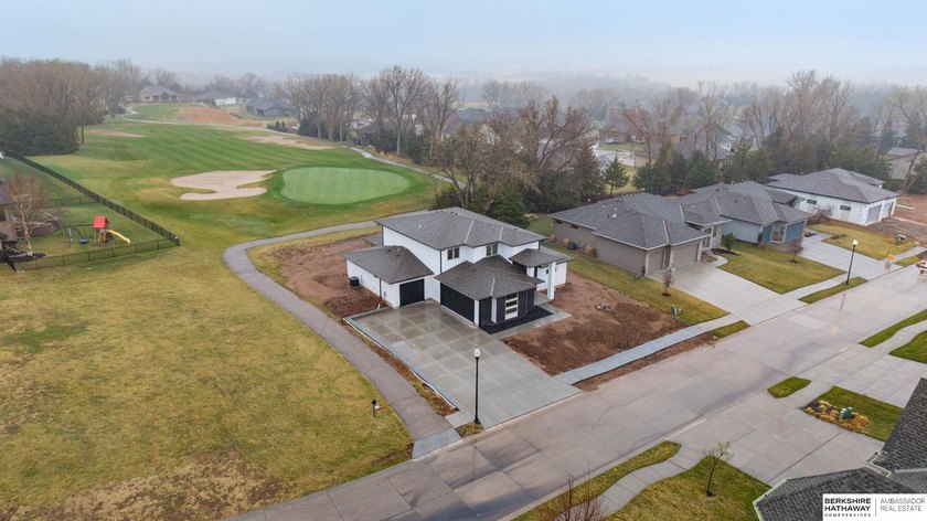 Complete and Move-In Ready! Presenting Gateway Custom Homes' - photo 30
