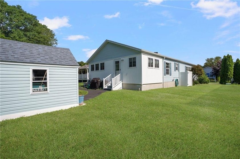 **55+ COMMUNITY! ALL OCCUPANTS MUST BE 55 OR OLDER** Welcome to - photo 35