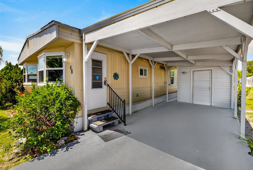 Welcome to this well-appointed two-bedroom, two-bathroom mobile - photo 39