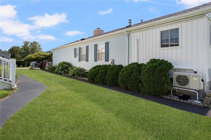 **55+ COMMUNITY! ALL OCCUPANTS MUST BE 55 OR OLDER** Welcome to - photo 42