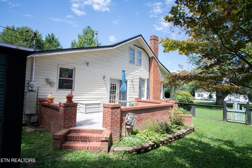 Welcome to this stunning, historical home where charm and - photo 48