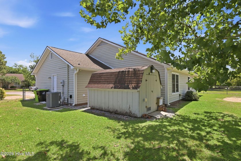 Welcome to 415 Red Fox Trail, a beautifully updated 4-bedroom - photo 8
