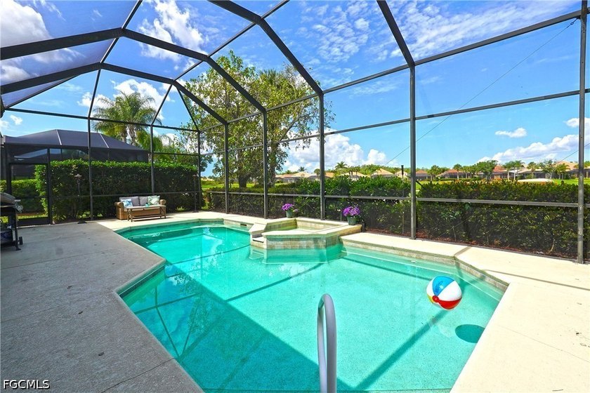 Location, Location, Location! This sought after Martinique Model - photo 22