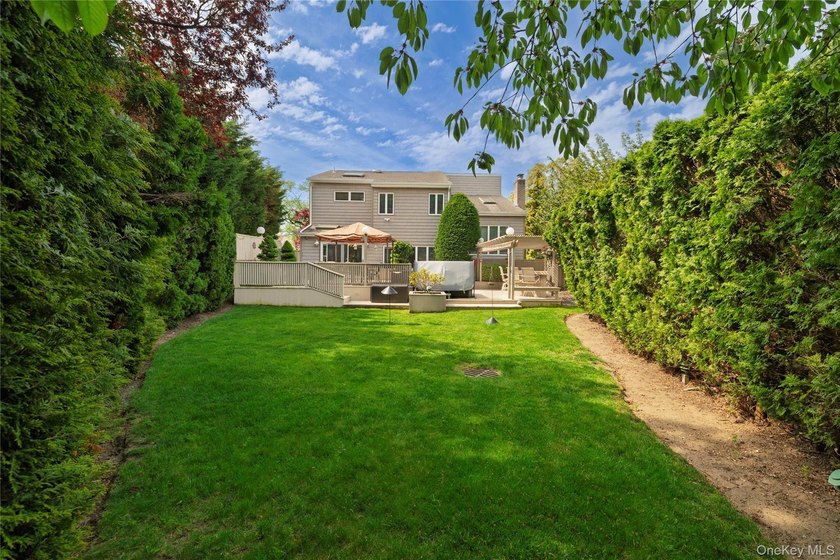 Welcome to 3379 Harold Street, a stunning 4-bedroom, 2 - photo 37