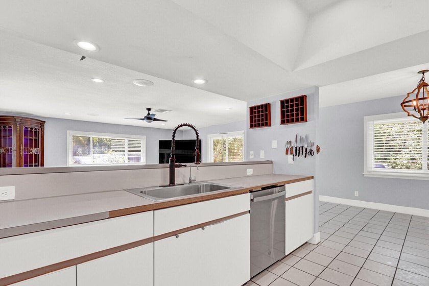 New Listing! Well-maintained 3-bedroom, 2-bath home on over an - photo 15
