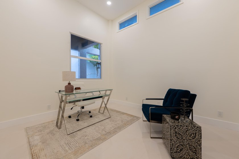 Welcome to this 3/2 house in the central-Boca neighborhood of - photo 31