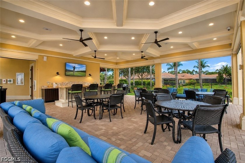 The peaceful lake and fountain views are what you'll remember - photo 46