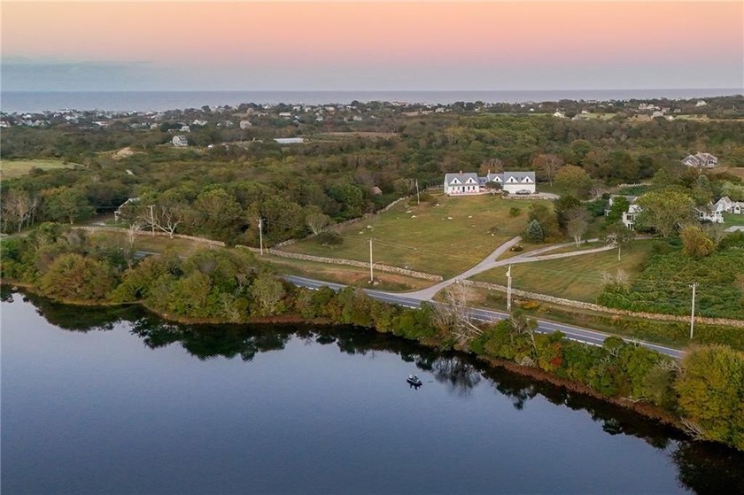 Welcome to 1087 Lakeside Drive - an exceptional retreat offering - photo 3