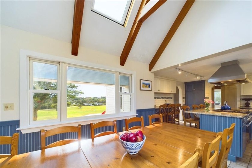 Welcome to 1087 Lakeside Drive - an exceptional retreat offering - photo 9