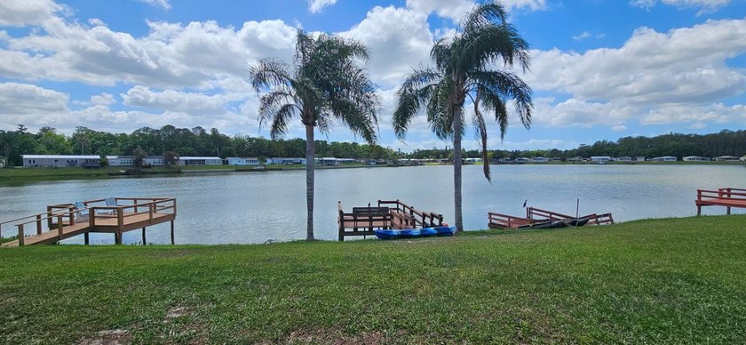 Live the Florida lifestyle you've been dreaming of in this - photo 3