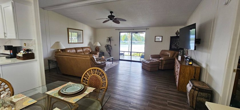 Live the Florida lifestyle you've been dreaming of in this - photo 8
