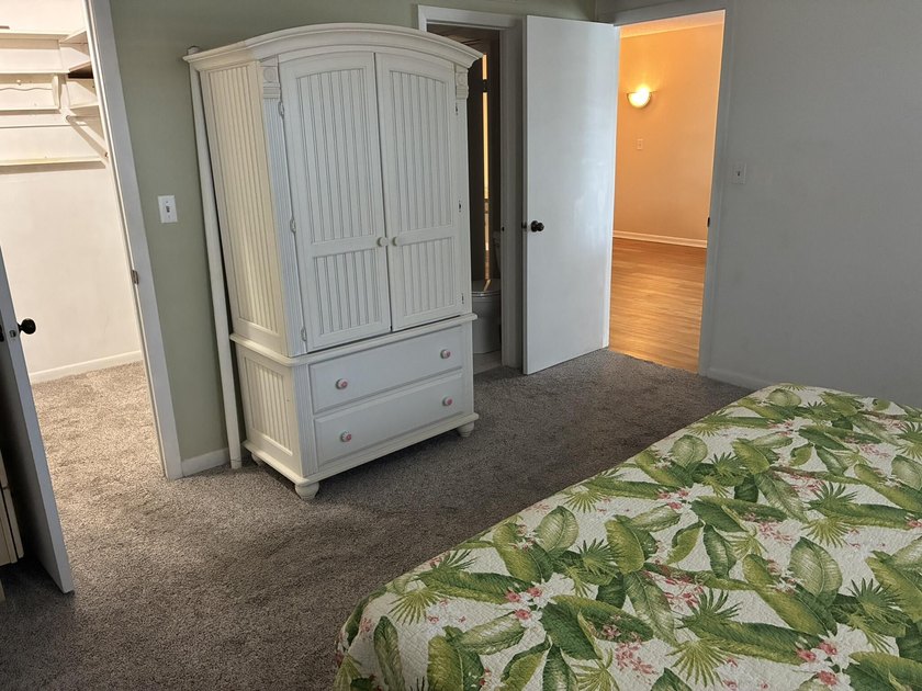 Welcome to this lovely Florida Condo located in a quiet - photo 13