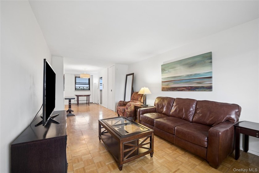 New to the Rego Park market: a charming one-bedroom home in the - photo 4