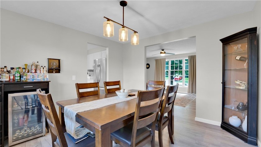 Well-maintained 1,872 sq. ft. colonial featuring 3 bedrooms, 1.5 - photo 13