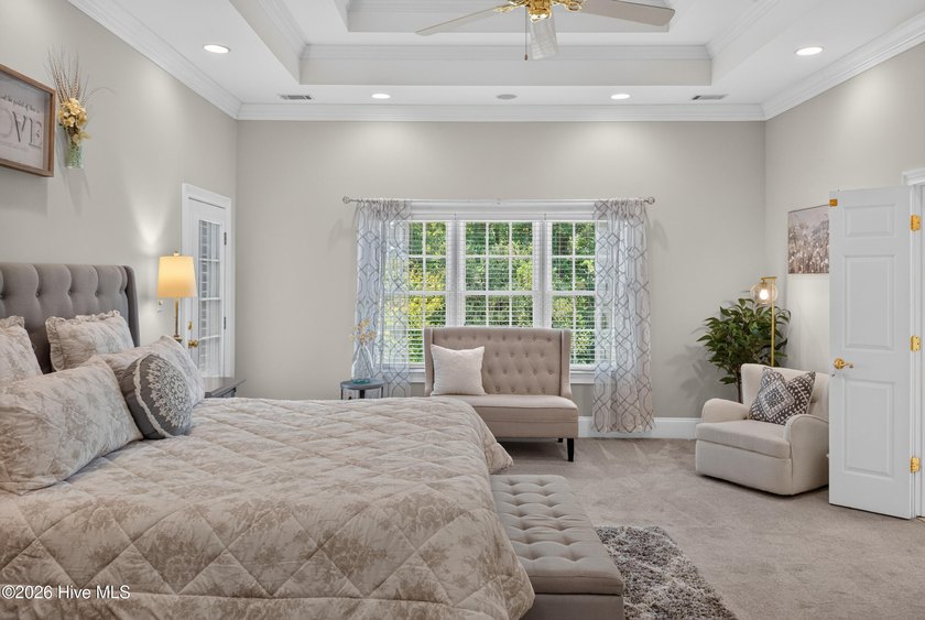 Welcome to this exceptional custom home in the prestigious Jones - photo 22