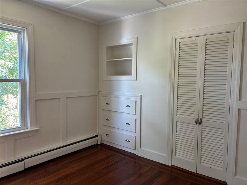 A true diamond in the rough, this classic Newport Dutch Colonial - photo 26